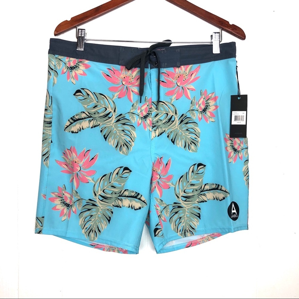 NWT AMBIG MEN’S SWIM TRUNKS PERFORMANCE STRETCH 30